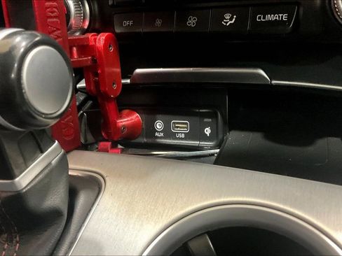 Used 2019 Kia Stinger GT1 image 32