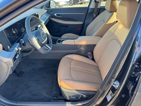 New 2026 Hyundai Sonata Limited FWD image 7