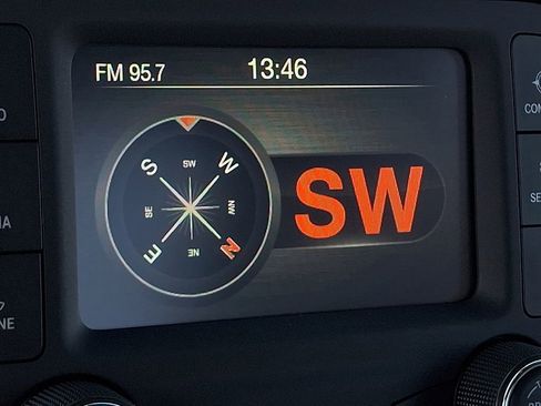 Used 2024 RAM 2500 Tradesman w/ Chrome Appearance Group image 24