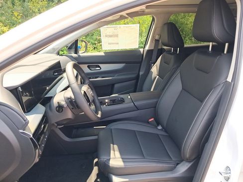 New 2025 Nissan Murano SL image 10