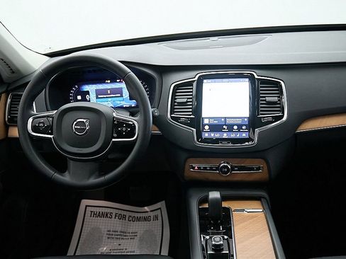 Certified 2023 Volvo XC90 B6 Plus AWD/4WD image 26