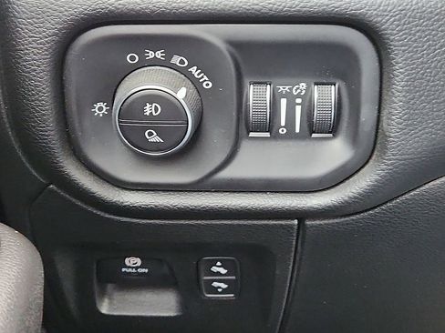 Used 2025 RAM 1500 Lone Star AWD/4WD image 23
