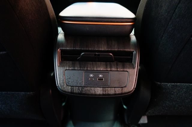Certified 2023 Nissan Ariya FWD image 35