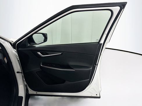 Used 2024 Kia EV6 Light image 31