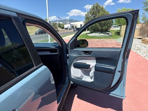 Certified 2022 Ford Maverick XLT FWD image 28