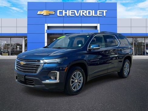 Certified 2023 Chevrolet Traverse LT w/ LPO, Cargo Package image 2