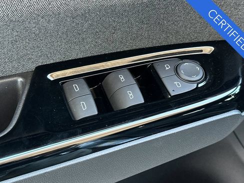 Certified 2024 Honda Prologue EX image 12