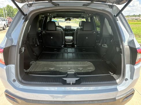 Used 2024 Honda Pilot TrailSport image 25