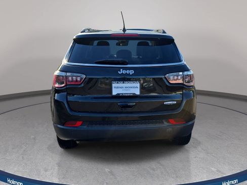 Used 2018 Jeep Compass Latitude w/ Popular Equipment Group FWD image 7