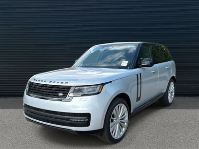 New 2025 Land Rover Range Rover SE