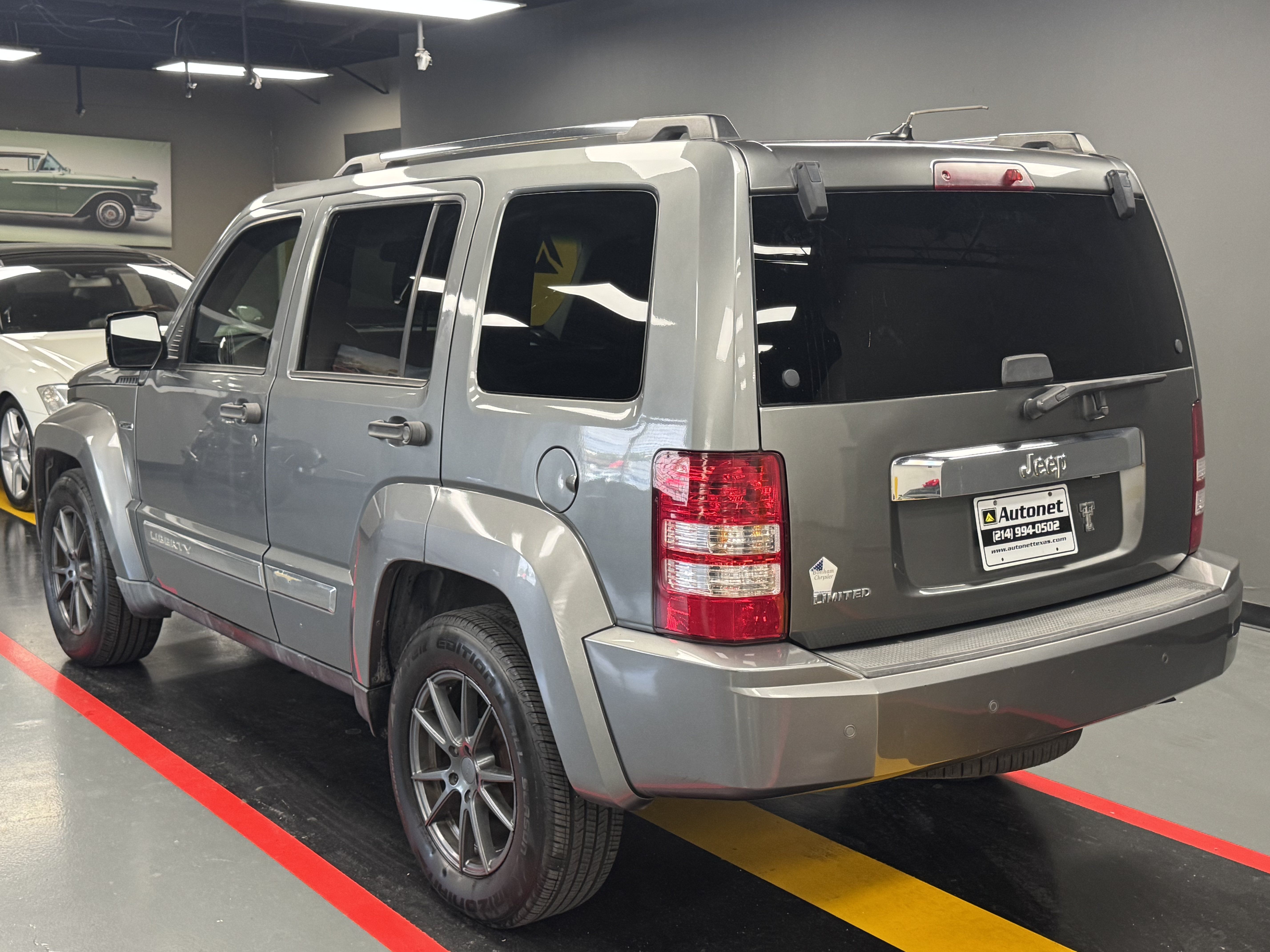 Used 2012 Jeep Liberty Limited Jet w/ Comfort/Convenience Group RWD image 4