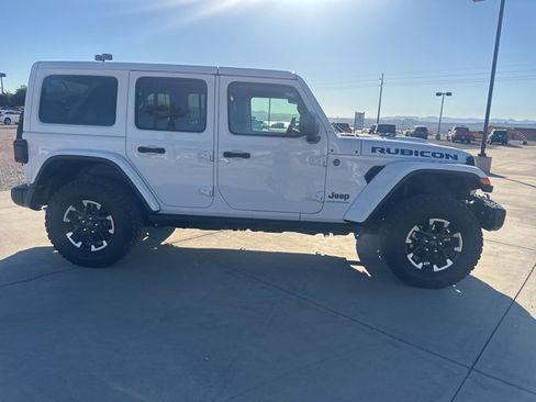 Used 2024 Jeep Wrangler Unlimited Rubicon 4xe image 6