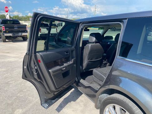 Used 2015 Ford Flex Limited FWD image 15