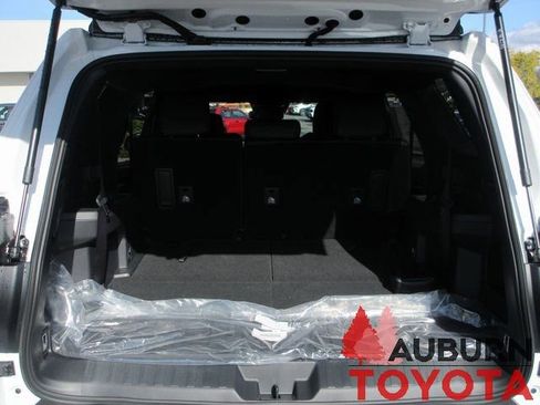 New 2026 Toyota 4Runner SR5 image 4