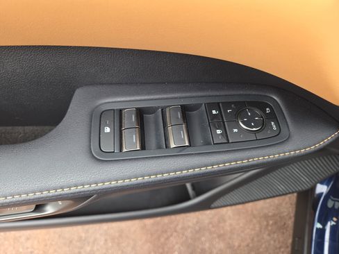 Certified 2024 Lexus RX 350 Premium w/ Accessory Package (Z1) image 33