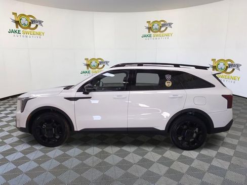 Used 2025 Kia Sorento SX Prestige image 6