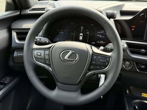 New 2026 Lexus UX 300h AWD image 10