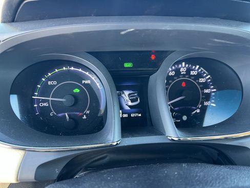 Used 2018 Toyota Avalon XLE Premium image 21