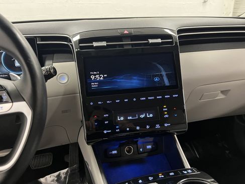 Used 2022 Hyundai Tucson Limited image 20