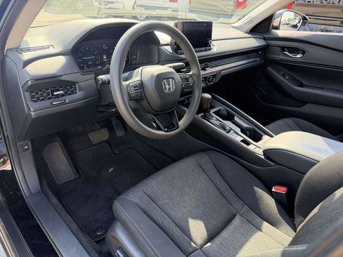 Used 2023 Honda Accord EX image 19