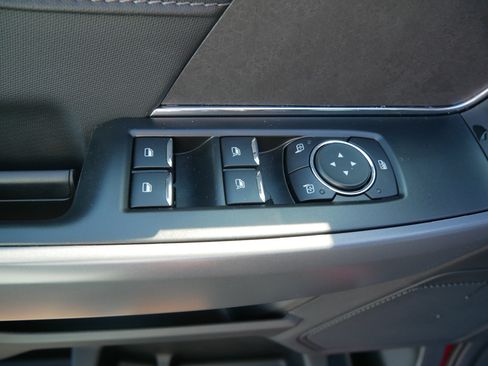 Used 2025 Ford F150 XLT w/ Equipment Group 302A MID image 20