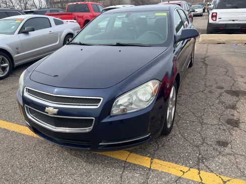 Used 2009 Chevrolet Malibu LT w/ HFV6 Engine Package image 4