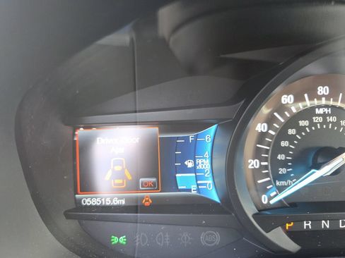 Used 2017 Ford Edge Titanium w/ Equipment Group 302A AWD/4WD image 25