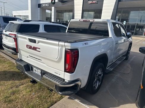 Used 2023 GMC Sierra 1500 SLT image 3