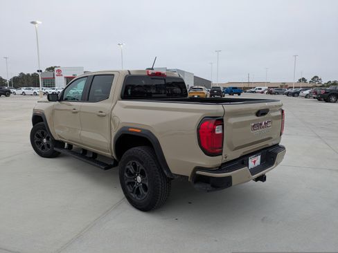 Used 2024 GMC Canyon Elevation w/ Elevation Premium Package image 5