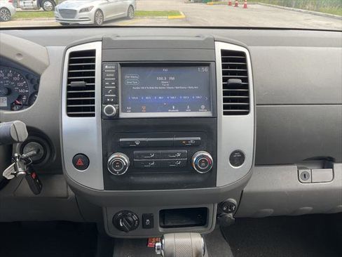 Used 2019 Nissan Frontier SV AWD/4WD image 26