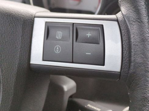 Used 2009 Dodge Challenger R/T image 23