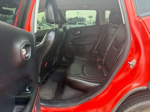 Used 2018 Jeep Compass Trailhawk w/ Leather Interior Group AWD/4WD image 10