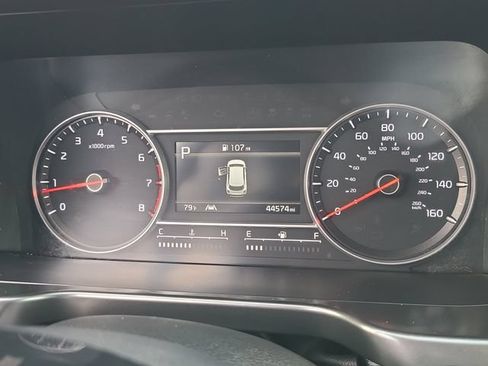 Used 2023 Kia Sorento LX FWD image 26