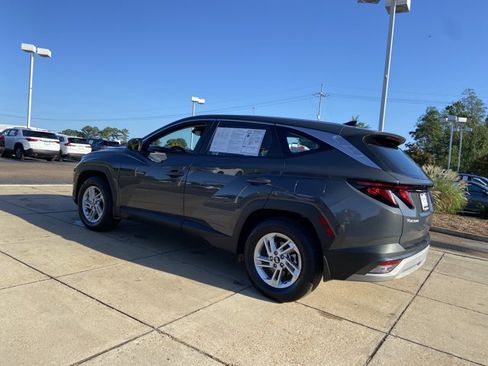 Used 2025 Hyundai Tucson SE FWD image 10