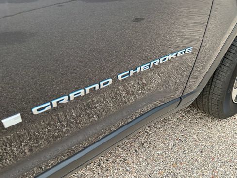 Used 2024 Jeep Grand Cherokee Limited 4xe AWD/4WD image 38
