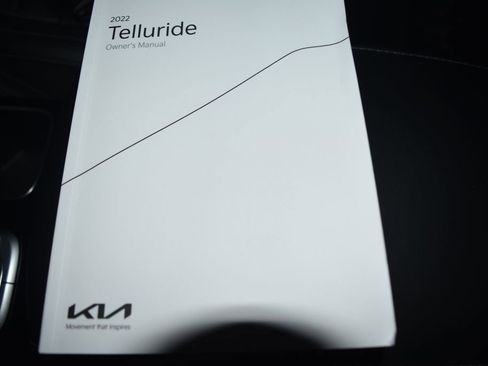 Used 2022 Kia Telluride SX w/ SX Prestige Package image 10