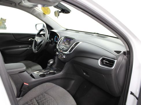 Used 2023 Chevrolet Equinox LT image 27