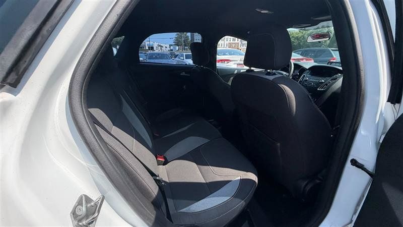 Used 2017 Ford Focus ST FWD image 10