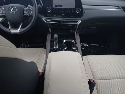 Used 2024 Lexus RX 350 FWD w/ Technology Package image 11