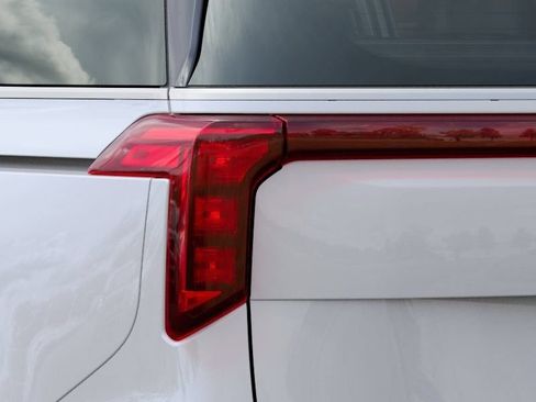 New 2026 Kia Carnival EX FWD image 12
