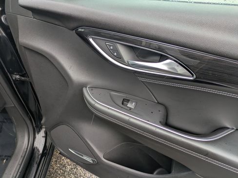 Used 2021 Buick Envision Essence w/ Technology Package I image 34