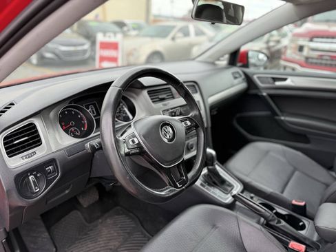 Used 2015 Volkswagen Golf S FWD image 13