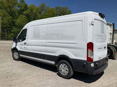 Used 2018 Ford Transit 250 148 Medium Roof w/ Interior Upgrade Package RWD image 4