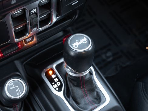 Used 2019 Jeep Wrangler Unlimited Rubicon image 14