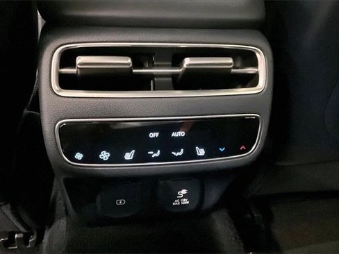Used 2026 Genesis GV70 3.5T Sport Prestige image 28