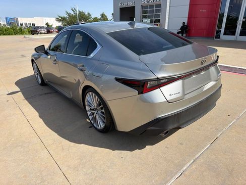 Used 2023 Lexus IS 300 w/ Premium Package RWD image 3