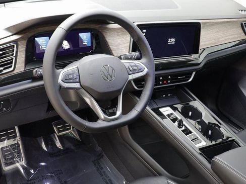 New 2026 Volkswagen Atlas SEL Premium R-Line image 7