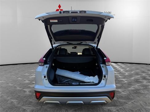 New 2026 Mitsubishi Eclipse Cross SE image 9