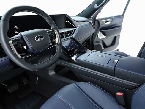 New 2026 INFINITI QX80 4WD image 19