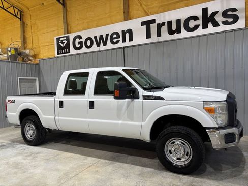 Used 2012 Ford F250 XL w/ PWR Equipment Group image 3